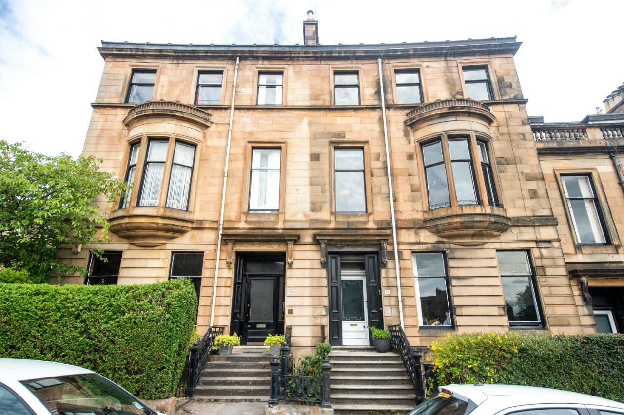 32 Victoria Crescent Road Glasgow Exterior photo