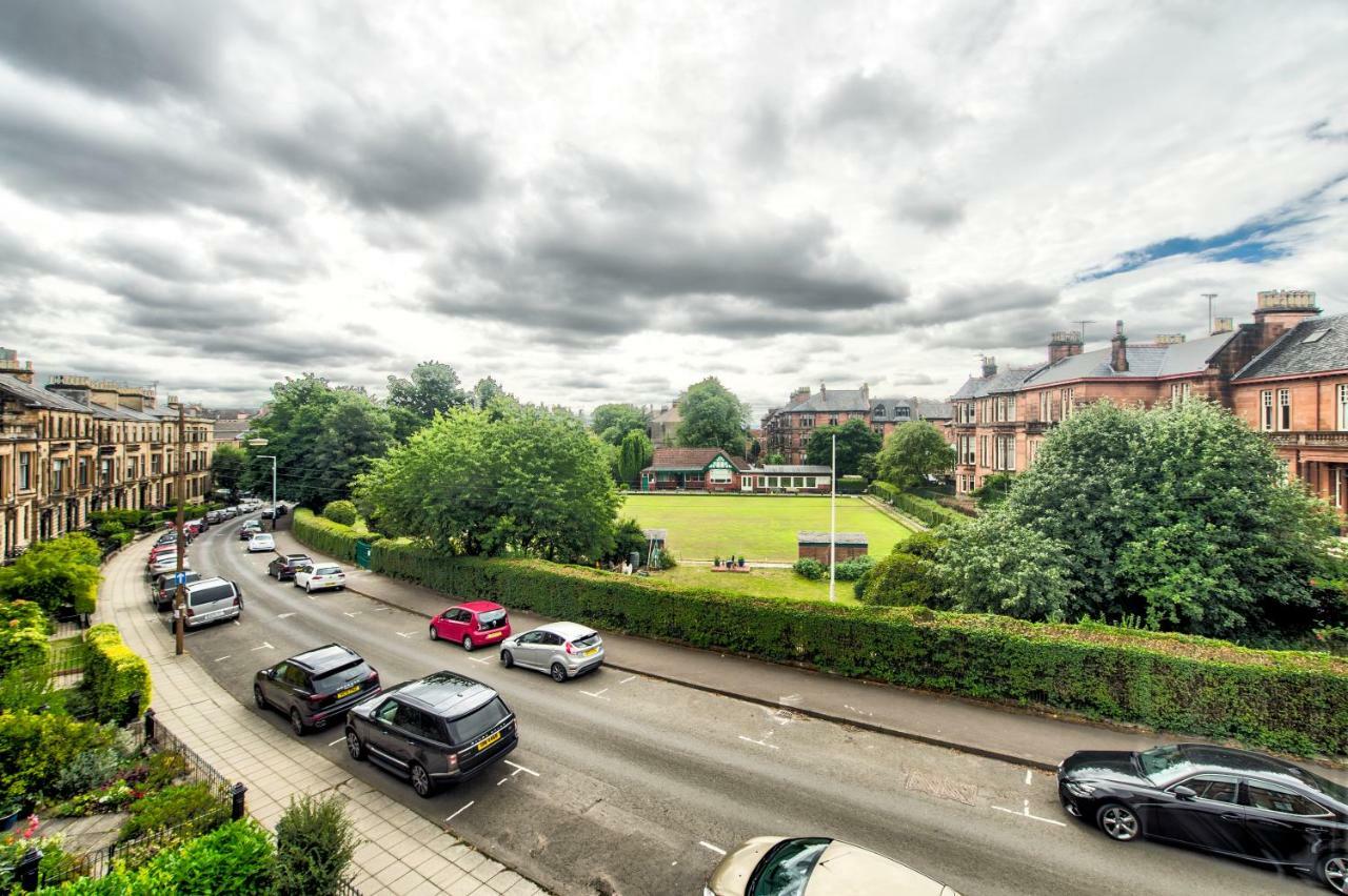 32 Victoria Crescent Road Glasgow Exterior photo