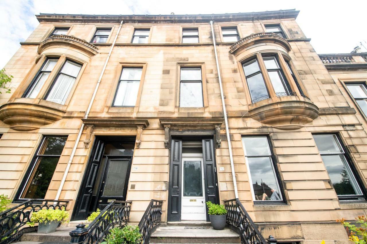 32 Victoria Crescent Road Glasgow Exterior photo